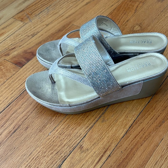 Kenneth Cole Reaction Gold Sandals - Picture 2 of 6